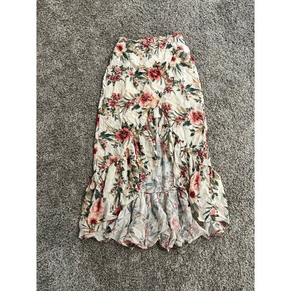 Hi-Lo Floral Skirt - Picture 2 of 6